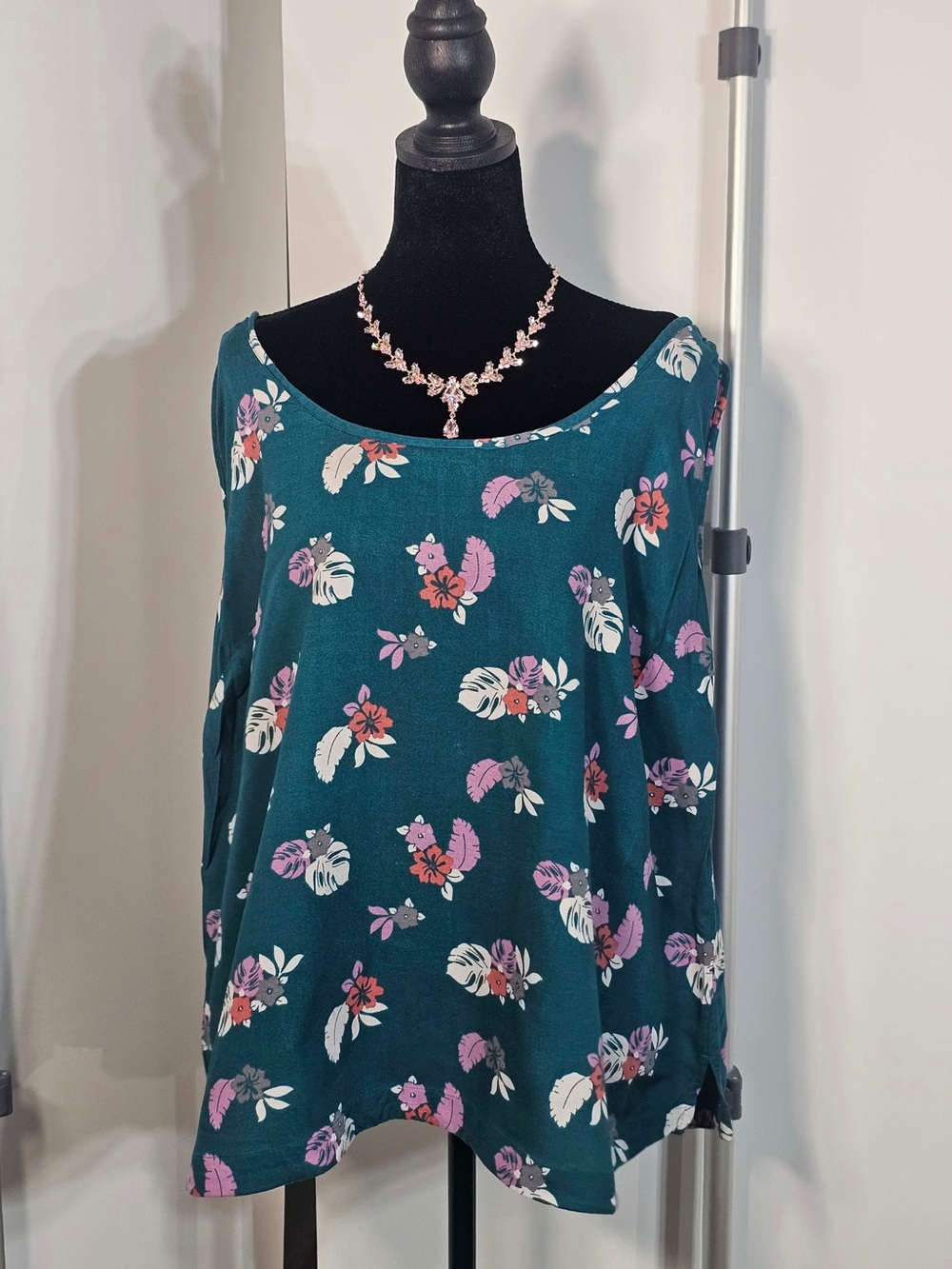 #204 EVRI Women’s 0X Teal Floral Sleeveless Tunic Blouse Plus Size